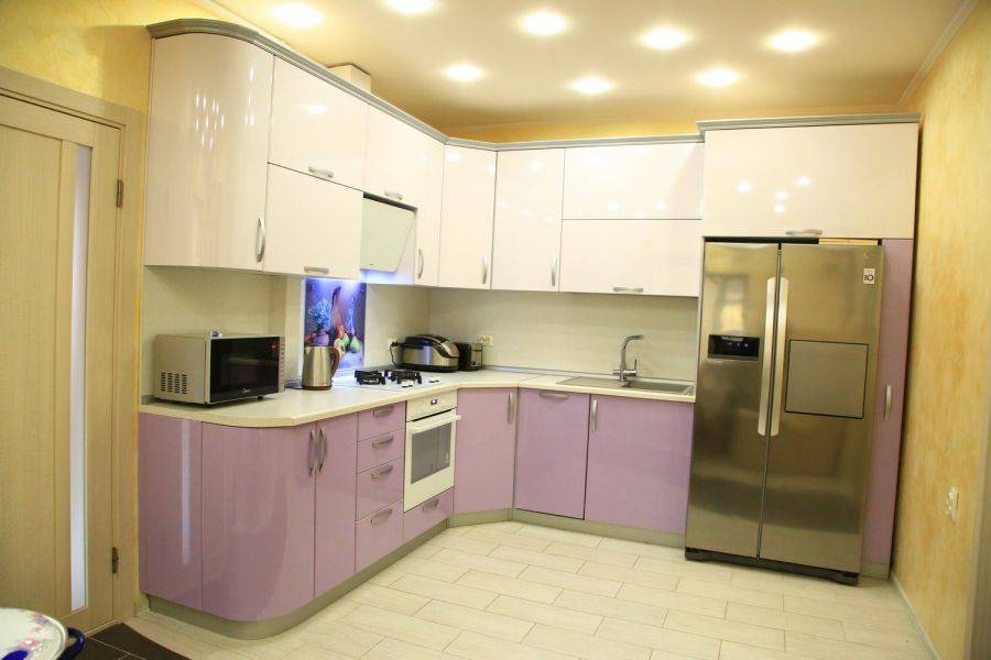 угловая радиусная кухня в Королёве