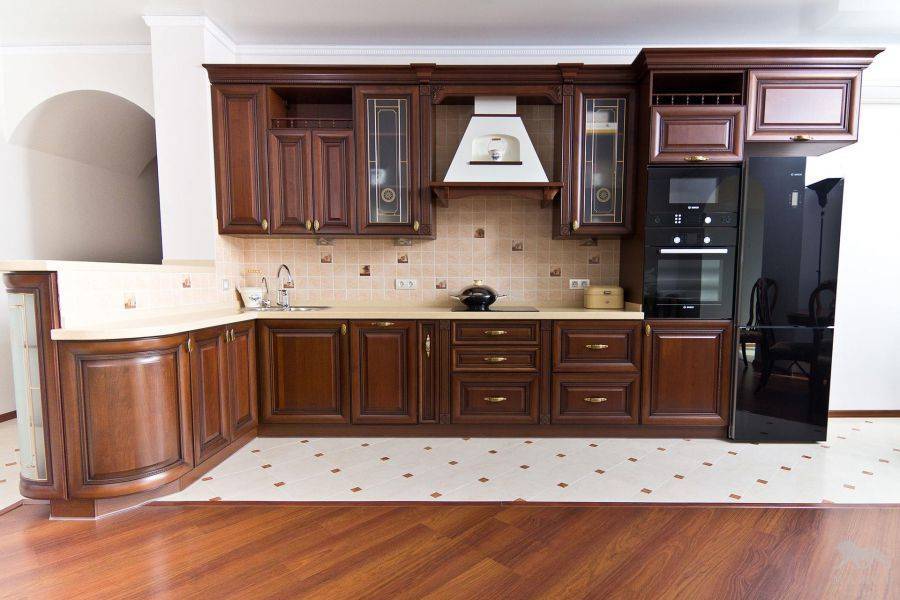кухня массив ольха 4 в Королёве