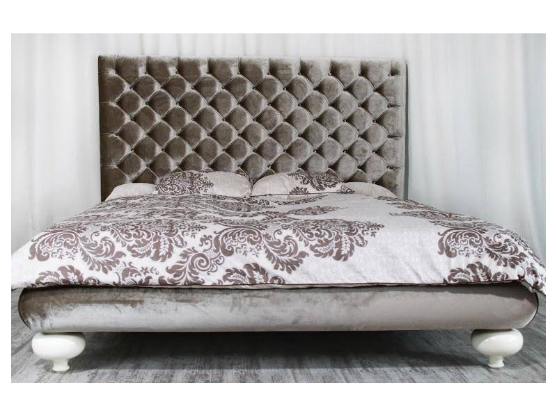 кровать с высоким изголовьем grande letto в Королёве