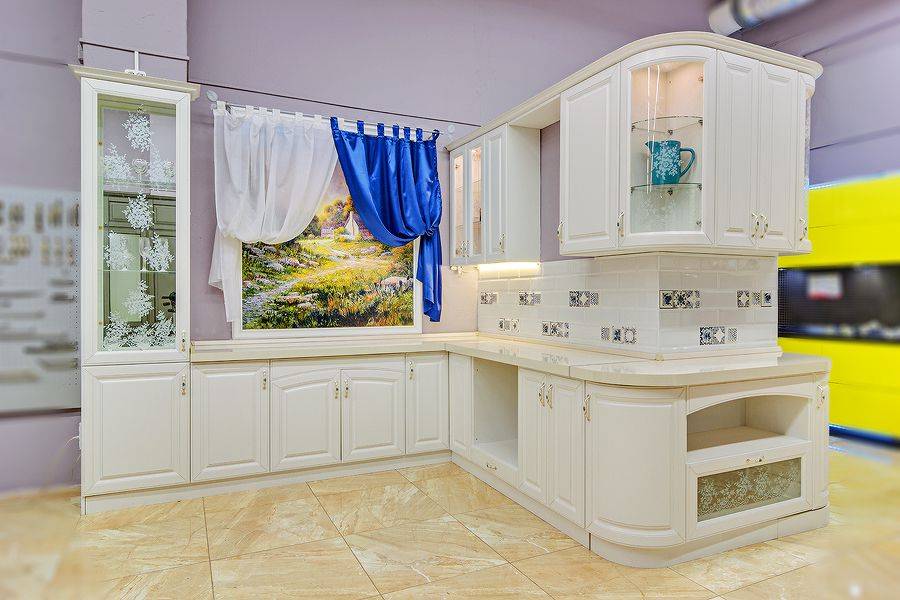 белая кухня угловая шебби шик в Королёве