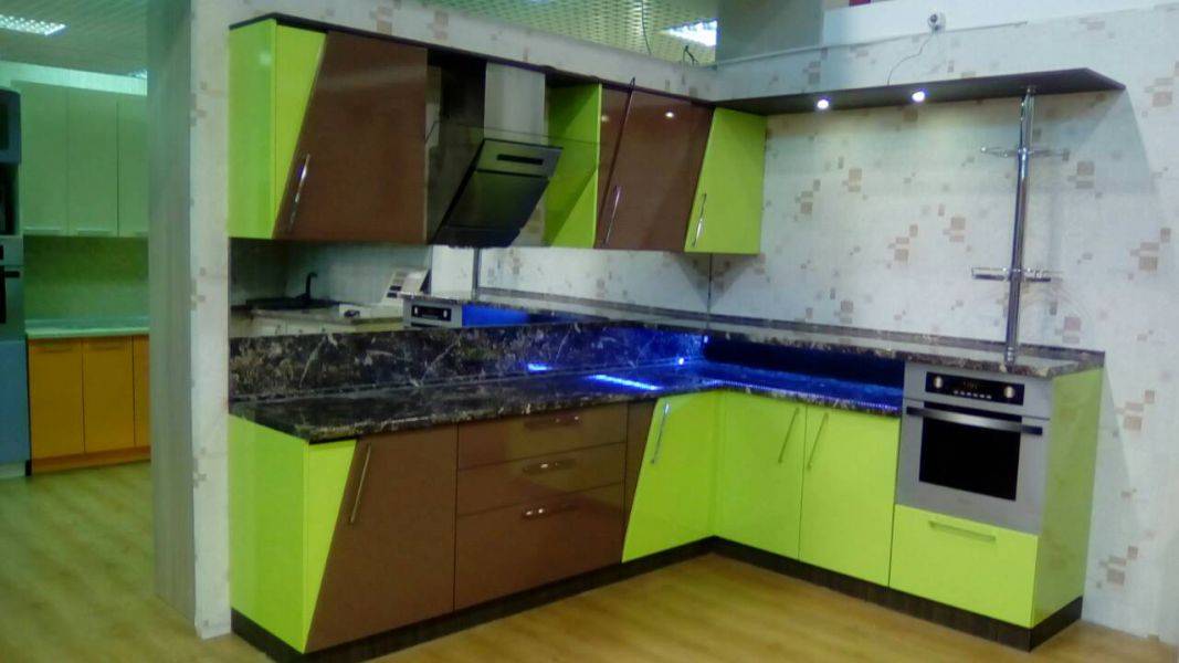 угловая кухня в Королёве