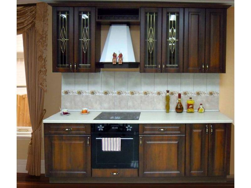 коричневая кухня кантри в Королёве