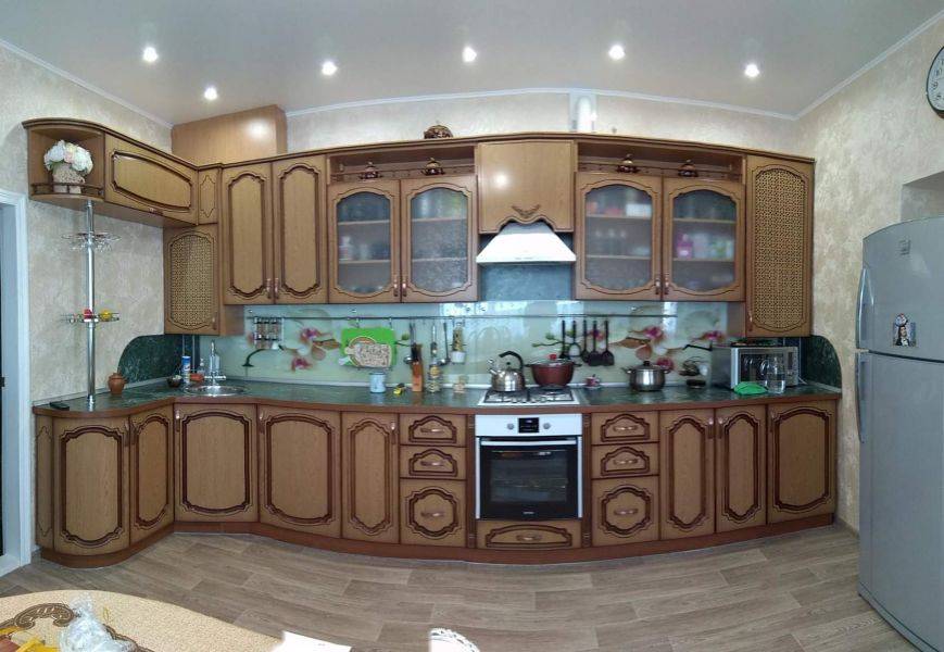 угловая кухня в Королёве