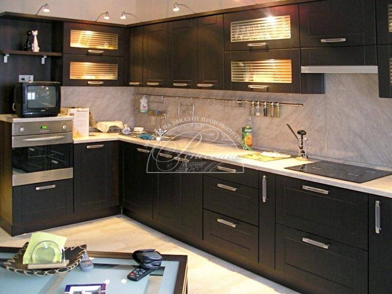 большая кухня 2 в Королёве