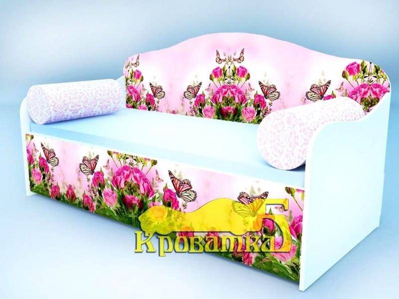 кровать-диван в розах в Королёве