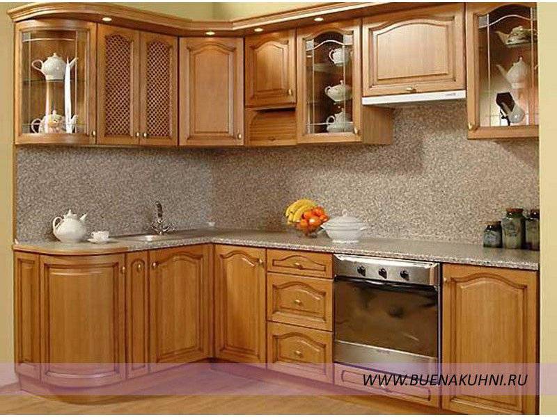угловая кухня классика в Королёве