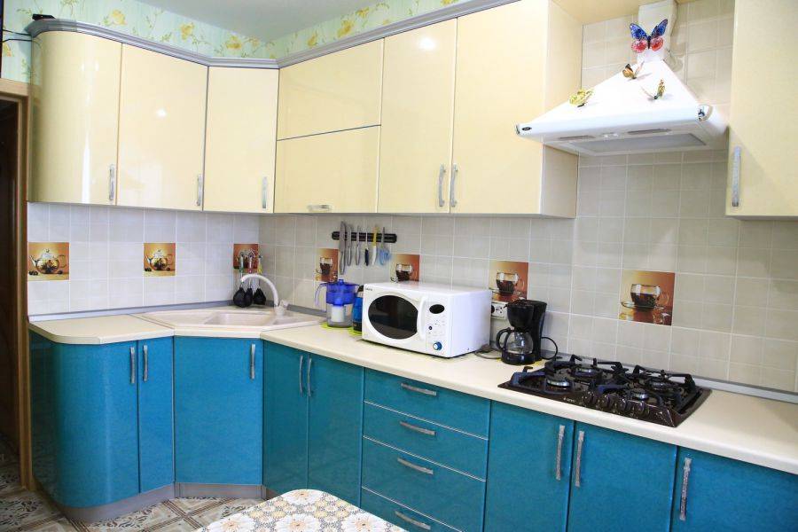 угловая радиусная кухня в Королёве