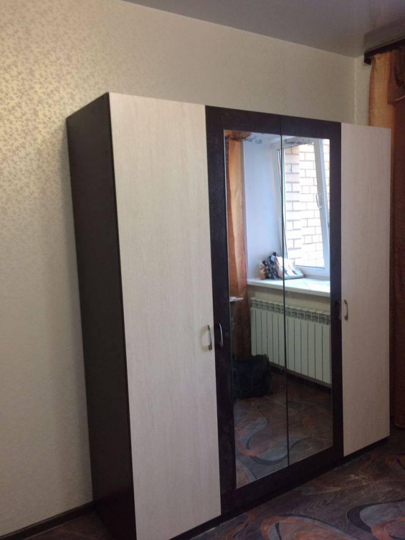 распашной шкаф в комнату в Королёве