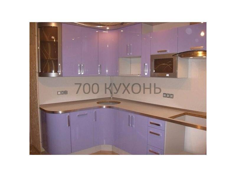светлая угловая кухня в Королёве
