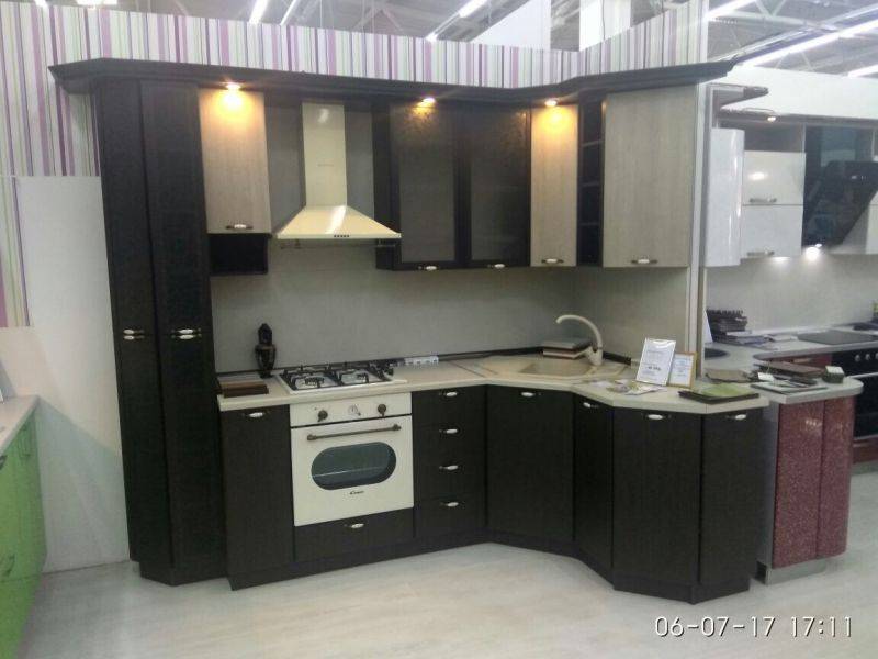 угловая кухня венге в Королёве