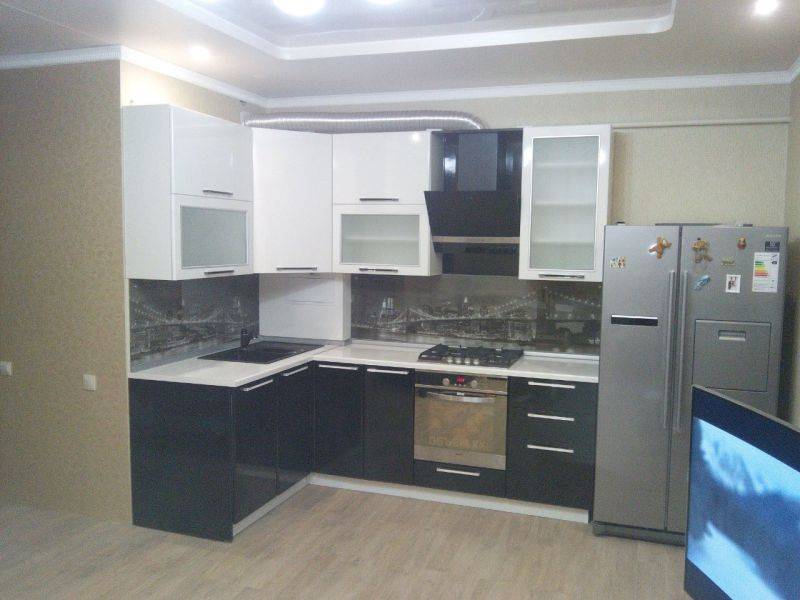 угловая кухня в Королёве