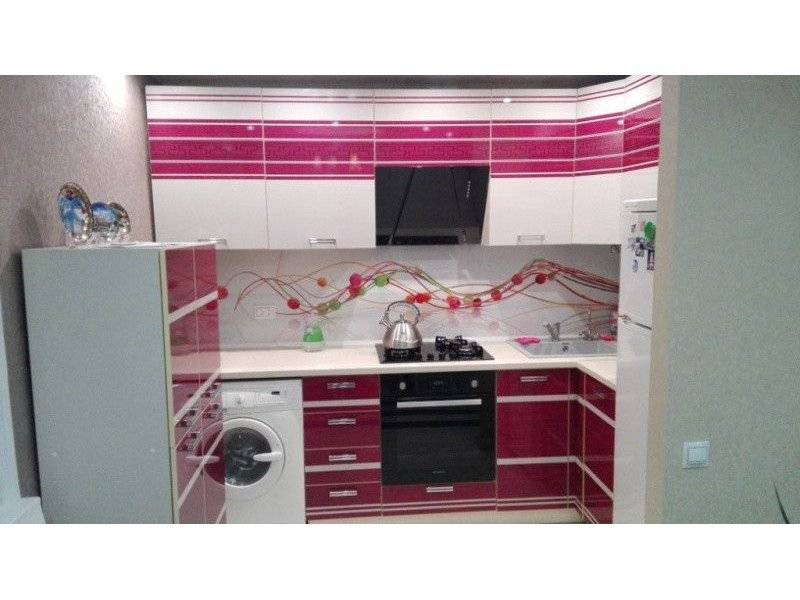 угловая кухня компактная в Королёве