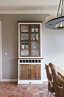 буфет дерево с историей с отделениями для вина riviera maison в Королёве